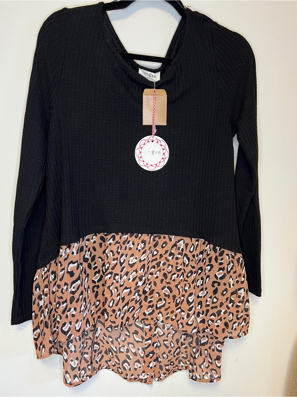 NWT Umgee Comfortable Flowy Top Black & Leopard Print